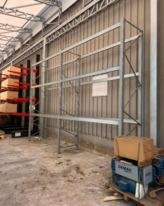 scaffali altezza 4 metri