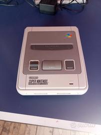 Super Nintendo con 2 controller e cavi
