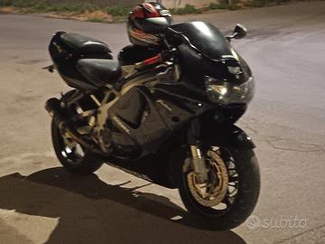 cbr 900
