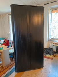 Angoliera di design con scaffali - modificata