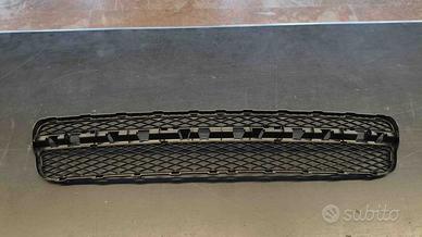 GRIGLIA INFERIORE SX TOUAREG 2003 CON FENDINEBBIA 