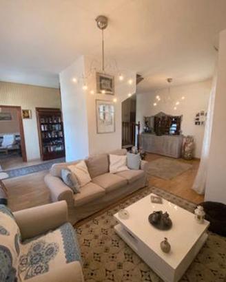 Quartu Appartamento In Villa Zona Via Toscanini