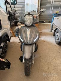 Piaggio Beverly 300 i.e. come nuovo, poco usato.