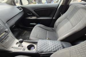 Toyota avensis 2002 diesel