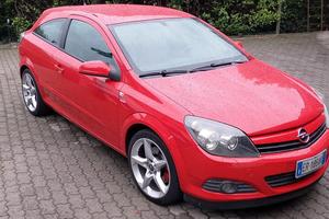 opel GTC anno 2006 cv150 cl1900 