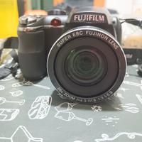 Fuji Fujifilm FinePix S4300 Zoom Bridge Camera Dig