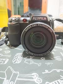 Fuji Fujifilm FinePix S4300 Zoom Bridge Camera Dig