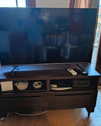 Mobile porta tv con rotelle