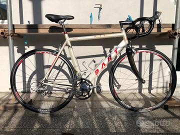 Bicicletta da corsa DART