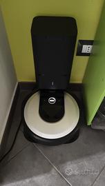 iRobot Roomba i7+ con Base Svuotamento Automatico
