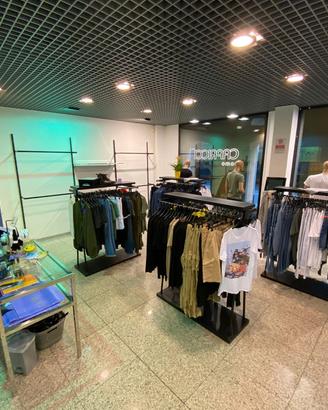 arredamento negozio