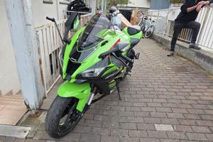 Kawasaki Ninja ZX10R