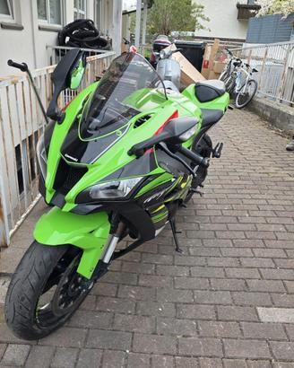 Kawasaki Ninja ZX10R