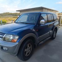 MITSUBISHI Pajero (2000-2007) - 2001