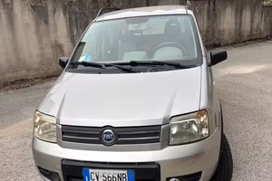AUTO PANDA FIAT 4 X 4 KW 44
