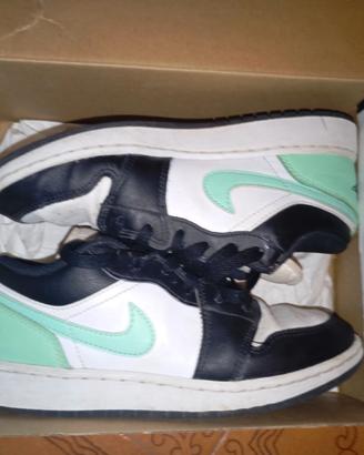 Air Jordan 1 low GS nera è verde acqua taglia 36