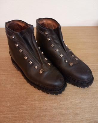 Scarponi Vibram da Alpino n. 43