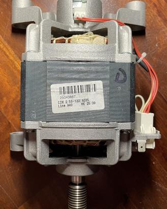 Motore Lavatrice Hotpoint-Ariston Aqualtis