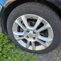 cerchi in lega 16 opel corsa 
