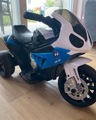 Moto Elettrica da Strada BMW