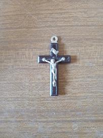 Crocifisso marrone e giallo 2x3cm