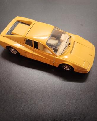 Modellino Burago Ferrari  TESTAROSSA
