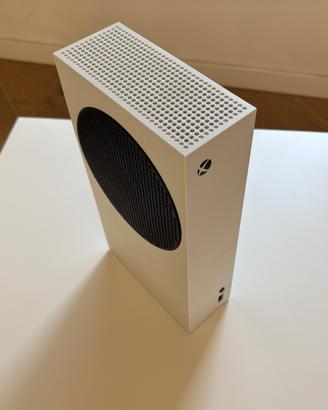 Paccheto XBox S 500GB + Monitor Hp32f