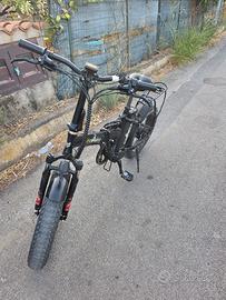 bici pieghevole elettrica 