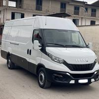 Daily 35s14 e6 furgone p 4100 t alto 2022 km 70mil