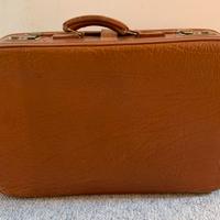 Valigia vintage in cuoio