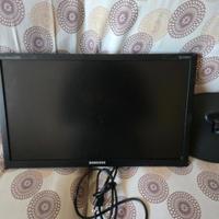 TV Samsung LCD – 32 pollici –  base p