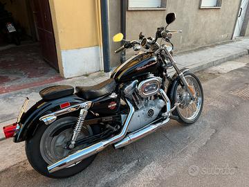 Harley Davidson 883 Sportster Custom