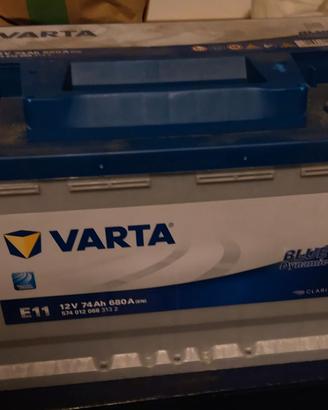 Batteria Auto Varta E11 74Ah 680A - Usata
