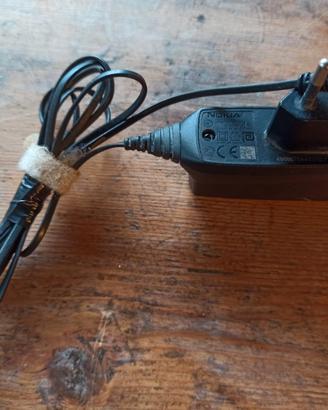 Alimentatore Originale Nokia – Attacco piccolo