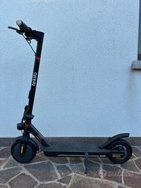 TEKLIO Monopattino TK1M6AL8K