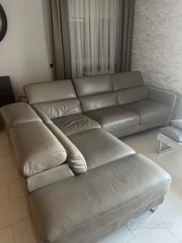 Divano angolare in Pelle