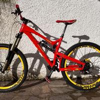 Intense Uzzi 27.5 Enduro perfetta Totem Zee MT7