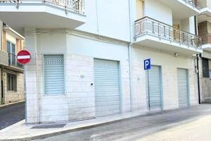 locale-commerciale-altamura-zona-via-santeramo