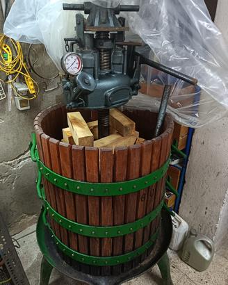 Attrezzi per fare il vino