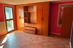 Casa rustica su due livelli a Castelnovo nè Monti