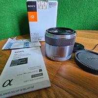 Sony 30mm F3.5 Macro, modello SEL30M35, E-mount