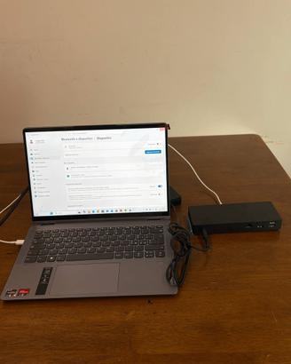 Razer thunderbolt 4 dock chroma / Dock station