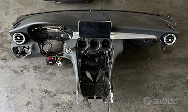 Cruscotto Mercedes-Benz C 220 anno 2016