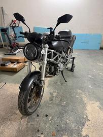 Ducati Monster 620 Dark 2003 – 19.000 km –