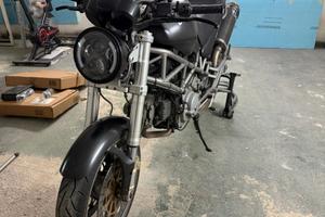 Ducati Monster 620 Dark 2003 – 19.000 km –