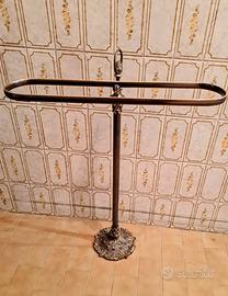 Arredo bagno in ottone, alabastro e vetro