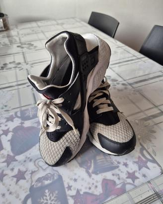 Nike Huarache bianche