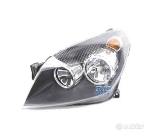 FANALE SINISTRO PER OPEL ASTRA H FONDO NERO 04-11