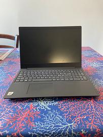 Conputer portatile lenovo V15-IIL modello 82C5