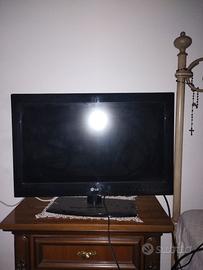 Televisore LG 26 pollici come nuovo 